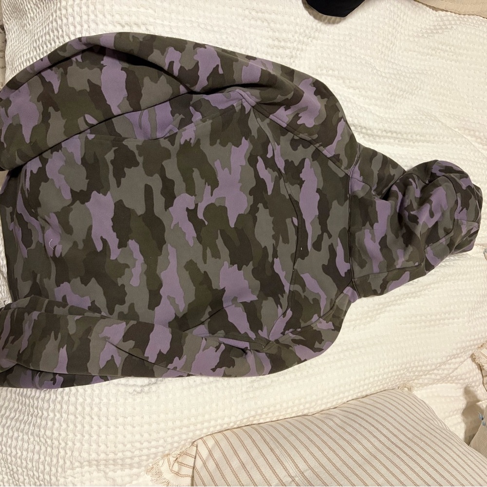 lululemon athletica Purple & Olive Camo Full-Zip Hoodie - Picture 2 of 4